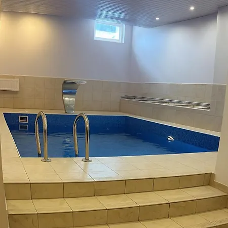 Lägenhet Stirnu Sauna & Pool